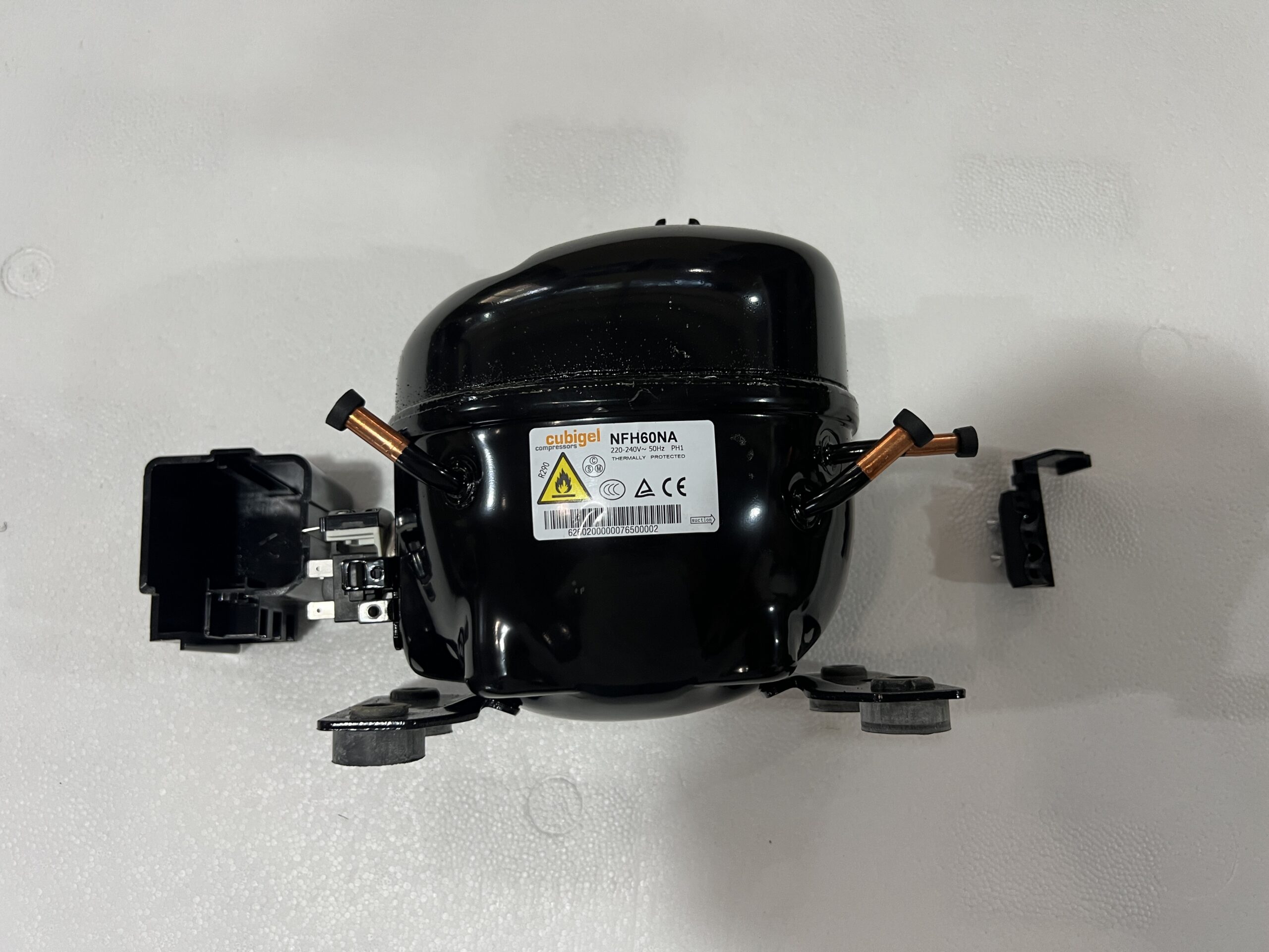 Compresor Gas R-290 modelo GF0499